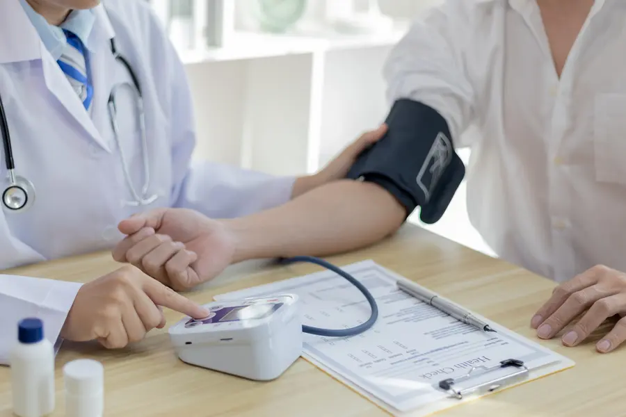 10 regole decisive per un controllo preciso della pressione arteriosa