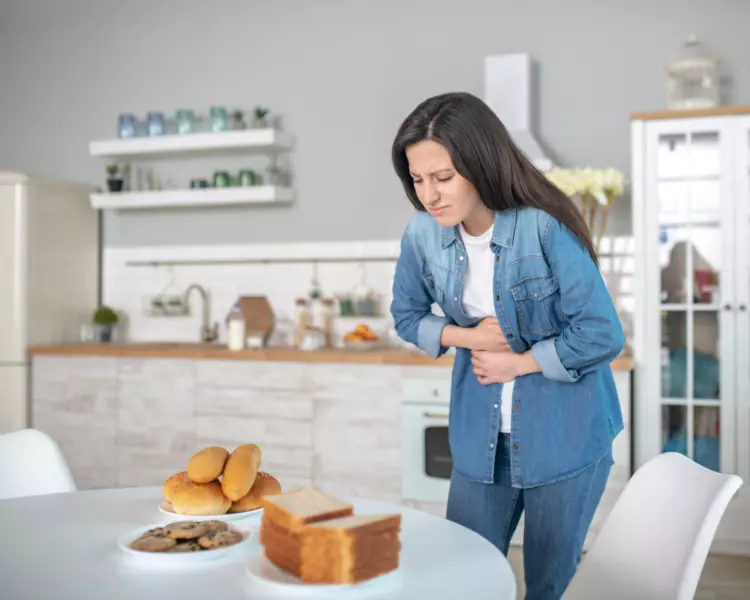 Darum schmerzt Ihr Bauch vielleicht
