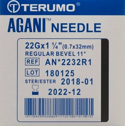 Terumo Agani Einmalkanüle 22G 0.7x32mm schwarz
