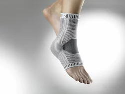 OMNIMED Move PRO Knöchel-Bandage M weiss-grau