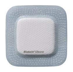 Biatain Silicone Schaumverband 7.5x7.5cm selbsthaftend