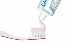 edel+white Care Forte Zahnpasta