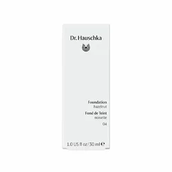 Dr. Hauschka Foundation 04 hazelnut