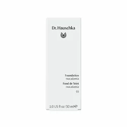 Dr. Hauschka Foundation 01 macadamia