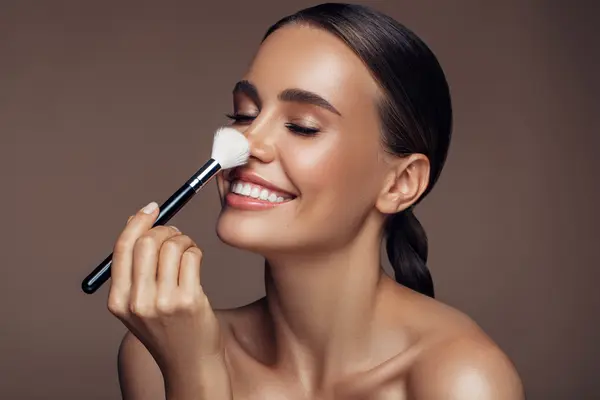 Make-up resistente all'acqua